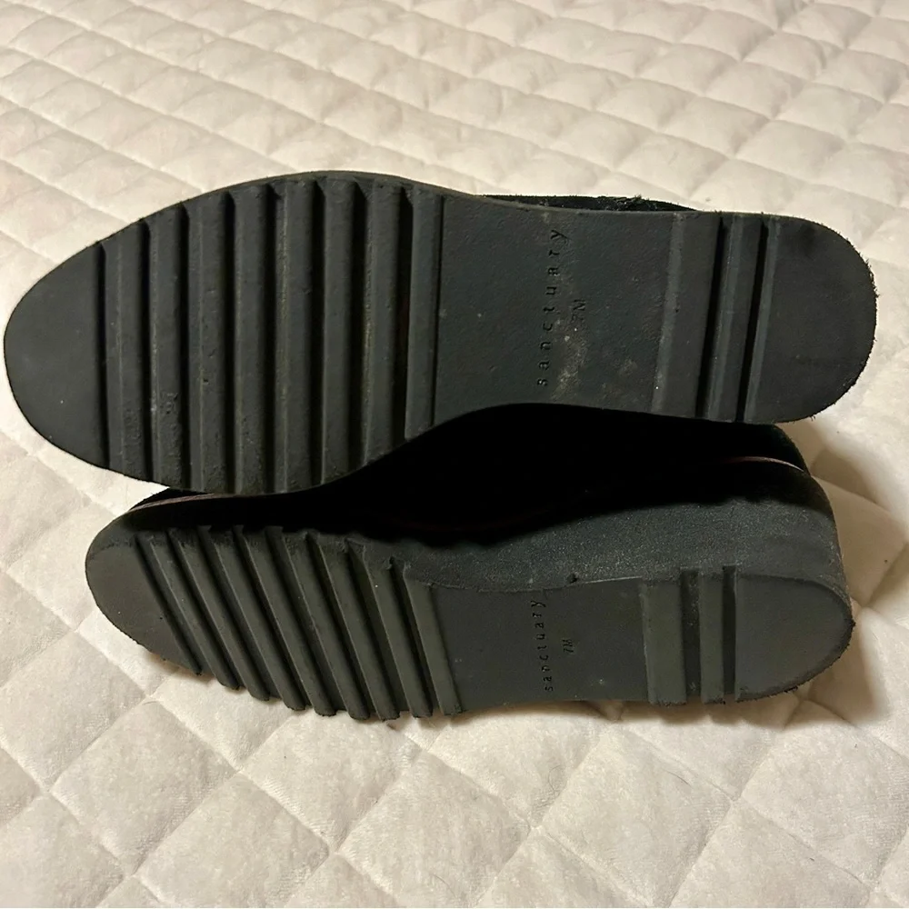 Sanctuary Evolve Wedge Bootie black suede w/ brown trim - Picture 4 of 5